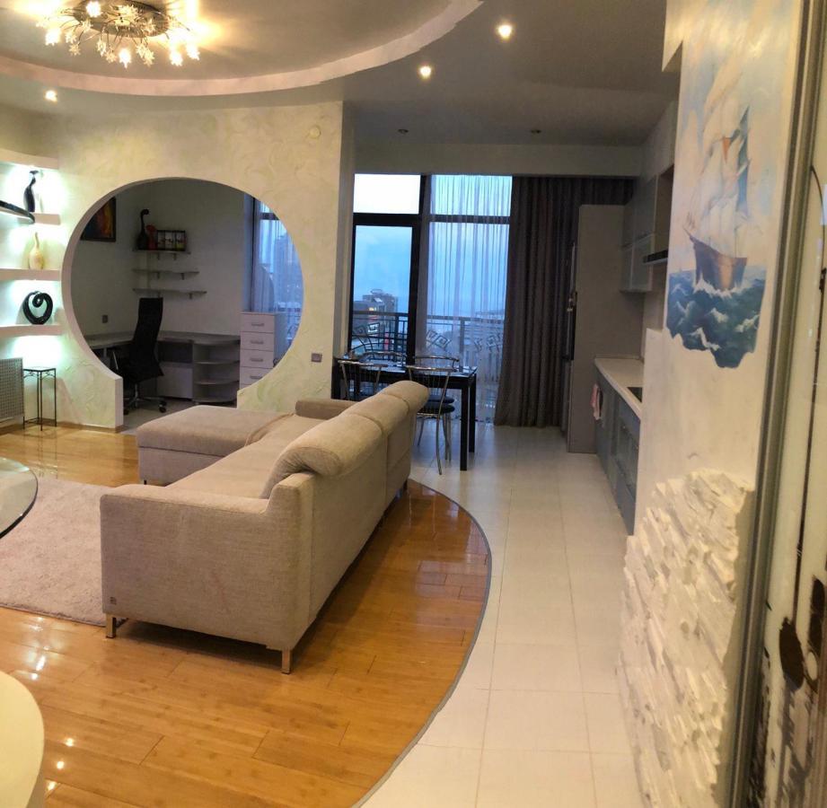 Ferienwohnung "Нова Аркадія", Вид Моря Та Міста Odessa Exterior foto